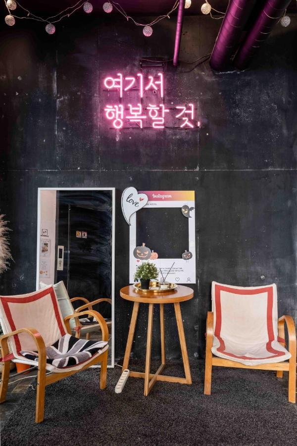 Canvas Black Guesthouse Busan Exterior foto